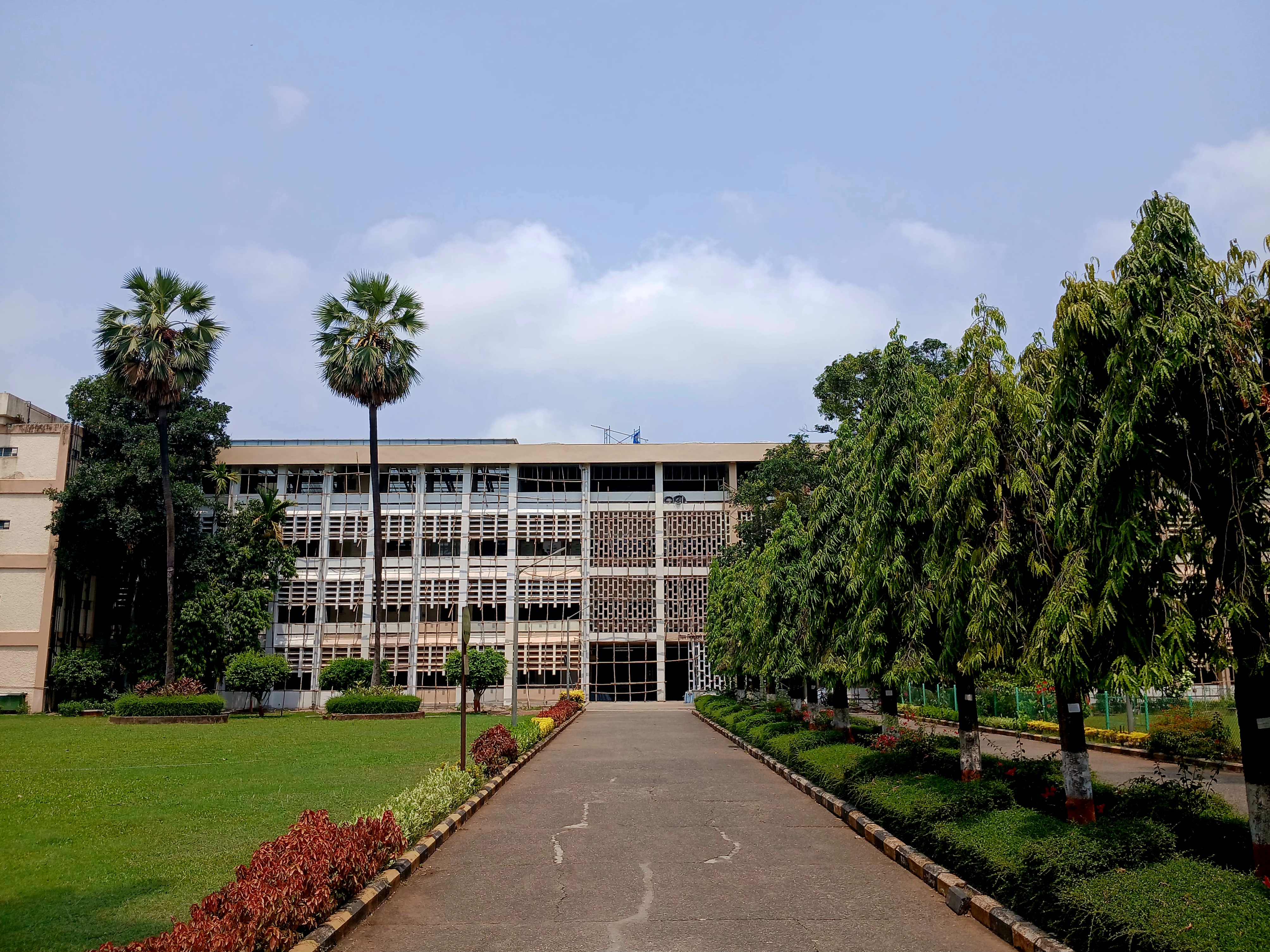 IIT Bombay student’s phone, CCTV footage sent for forensic review in death probe